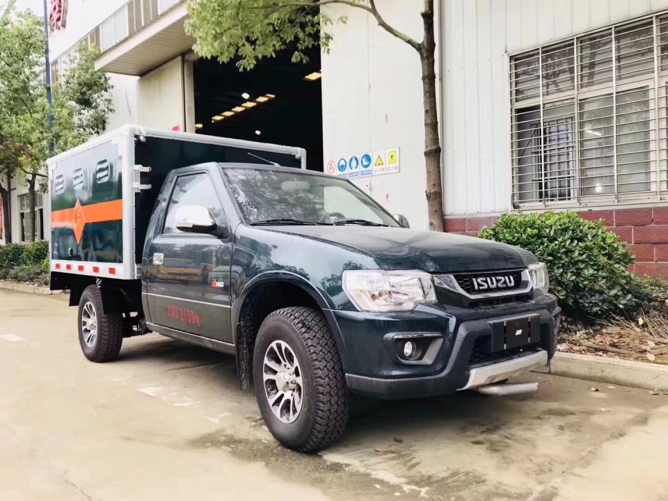 湖北程力慶鈴五十鈴皮卡爆破器材運(yùn)輸車 (7)