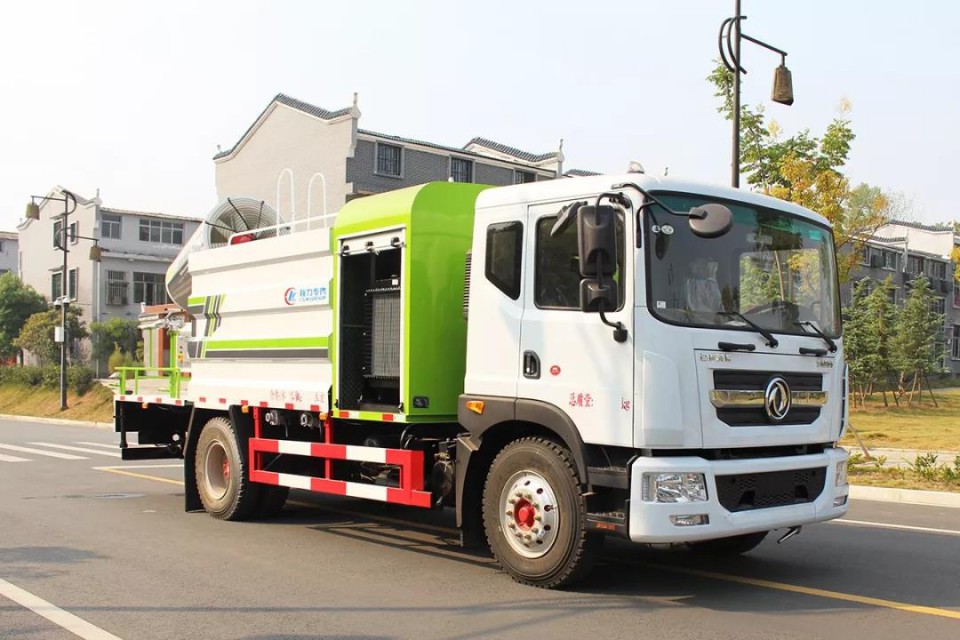 國(guó)六東風(fēng)D9程力多功能抑塵車霧炮車降塵車 (3)