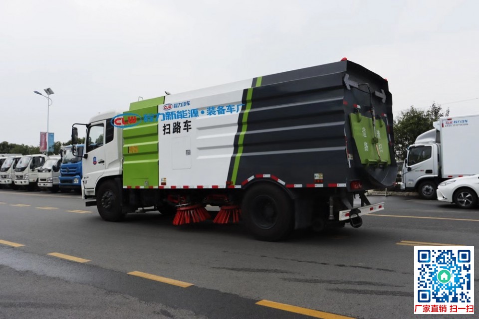 程力東風(fēng)天錦掃路車 (13)